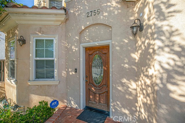 2755 Montrose Avenue photo 3