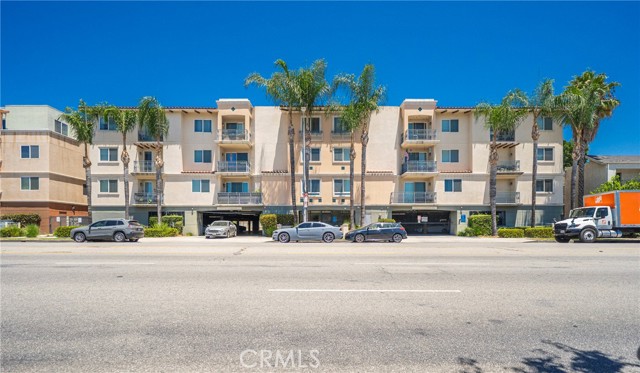 13941 Sherman Way, Van Nuys CA: https://media.crmls.org/medias/abb32eb5-58b6-4829-8468-8f7616330df6.jpg