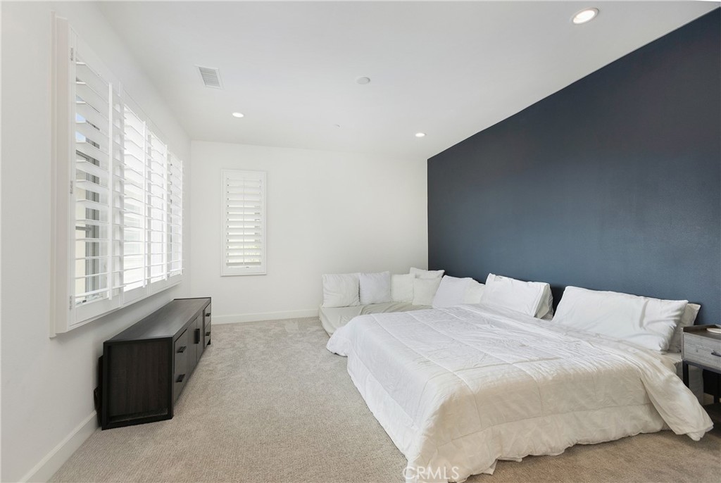 MLS #OC25181790 image #16
