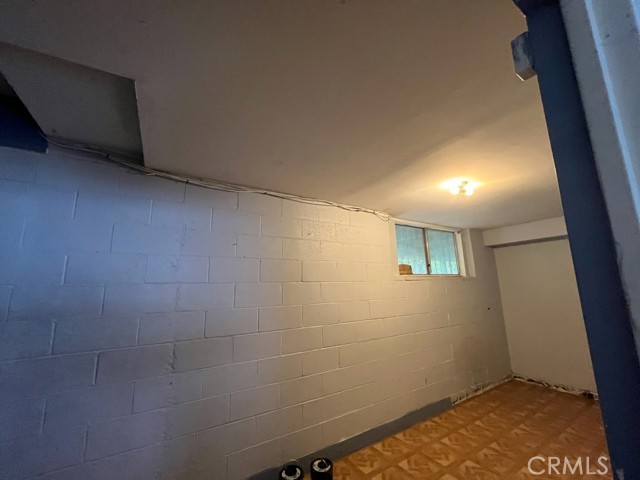 Detail Gallery Image 21 of 24 For 18550 Hatteras St #7,  Los Angeles,  CA 91356 - 2 Beds | 2/1 Baths