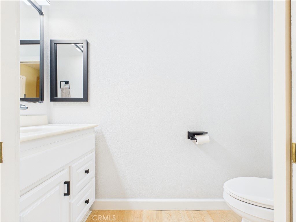 MLS #OC25245628 image #15