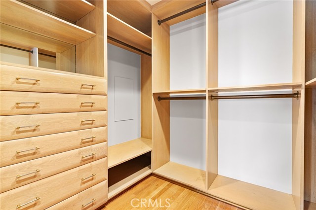 Image 35 of 60 For 5585 Corso Di Napoli