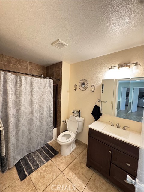 475 Whitney Avenue, Vallejo CA: https://media.crmls.org/medias/abb6d09b-5b86-4c30-be9b-50ac9d9f4ac5.jpg