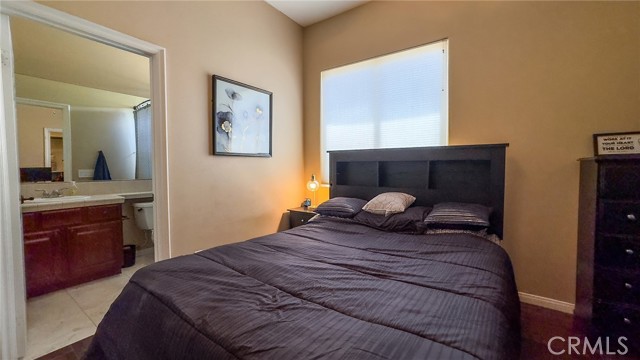 Image 22 of 38 For 49252 Colorado Street