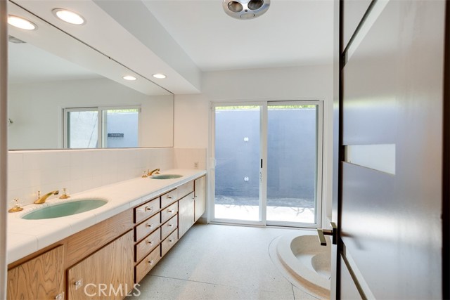 Detail Gallery Image 21 of 43 For 10034 La Canada Way, Shadow Hills,  CA 91040 - 2 Beds | 2 Baths