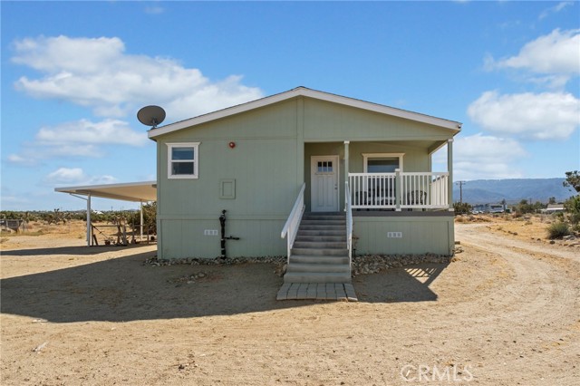 Detail Gallery Image 2 of 30 For 10715 Mountain Rd, Pinon Hills,  CA 92372 - 4 Beds | 2 Baths