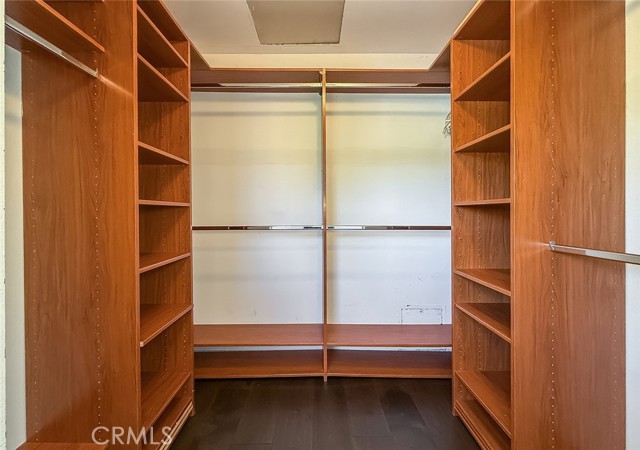 3301 Blue Ridge Court, Thousand Oaks CA: https://media.crmls.org/medias/abb8a490-ac60-45e2-8977-36f39973d66b.jpg