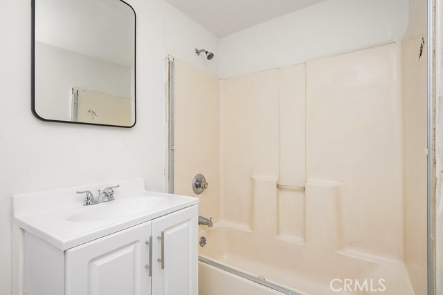 Detail Gallery Image 41 of 44 For 10933 Sampson Ave, Lynwood,  CA 90262 - 3 Beds | 2 Baths