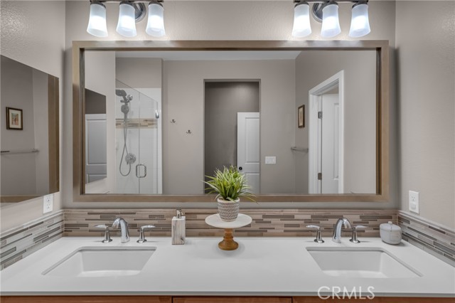 Detail Gallery Image 26 of 33 For 9311 Alondra Bld #5,  Bellflower,  CA 90706 - 3 Beds | 3 Baths