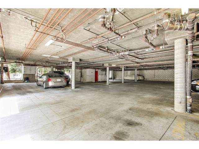 Detail Gallery Image 28 of 29 For 726 Elm Ave #304,  Long Beach,  CA 90813 - 2 Beds | 2 Baths