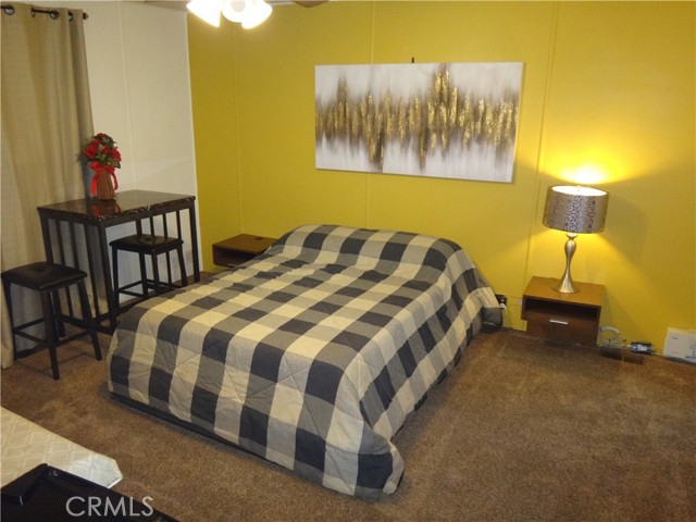 Front Image Thumbnail for CRIG26075175