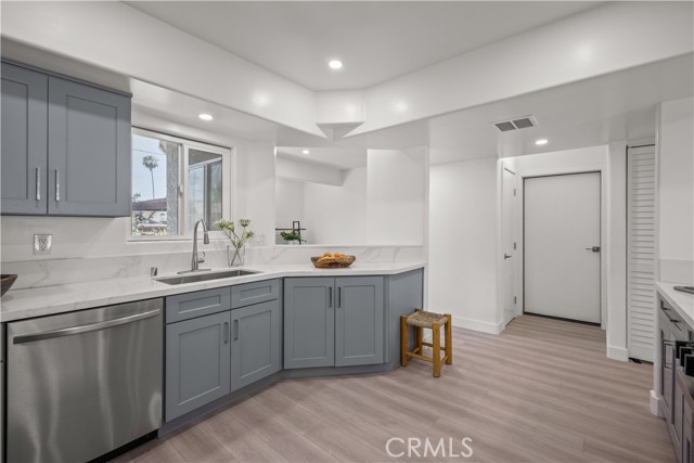 314 Lola Avenue, Pasadena CA: https://media.crmls.org/medias/abbbb7ce-11de-41c3-a43f-09e931ee1a2d.jpg