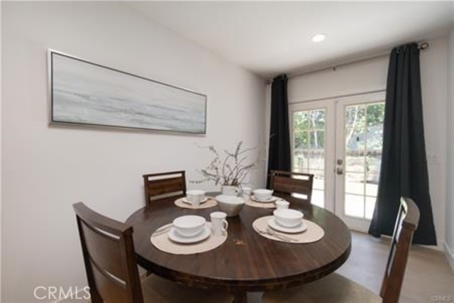 Detail Gallery Image 20 of 45 For 5840 White Oak Ave, Encino,  CA 91316 - 3 Beds | 2 Baths