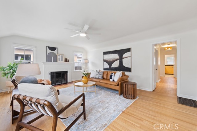 Detail Gallery Image 3 of 57 For 3552 Gaviota Avenue, Long Beach,  CA 90807 - 3 Beds | 1 Baths