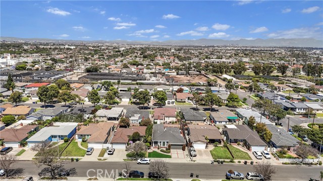 Detail Gallery Image 5 of 37 For 2615 W 179th, Torrance,  CA 90504 - 3 Beds | 2 Baths