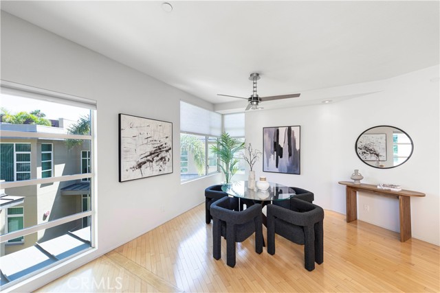 Detail Gallery Image 12 of 43 For 1569 N Coast #3,  Laguna Beach,  CA 92651 - 2 Beds | 2 Baths