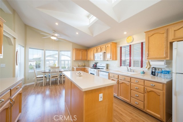 Detail Gallery Image 11 of 42 For 765 Mesa View Dr #234,  Arroyo Grande,  CA 93420 - 3 Beds | 2 Baths