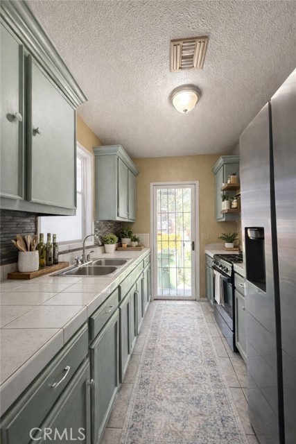 Detail Gallery Image 7 of 21 For 3625 E Marcelle, Compton,  CA 90221 - 3 Beds | 1/1 Baths