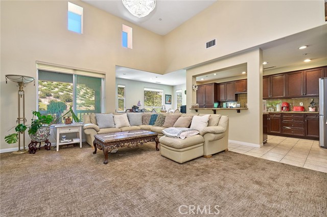 18977 Phelham Way, Yorba Linda CA: https://media.crmls.org/medias/abbfb7d2-d904-466b-aed2-73cb8618e5b6.jpg