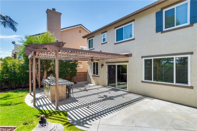 15493 Timberidge Lane, Chino Hills CA: https://media.crmls.org/medias/abc08987-d185-4287-896e-f2bde4733826.jpg