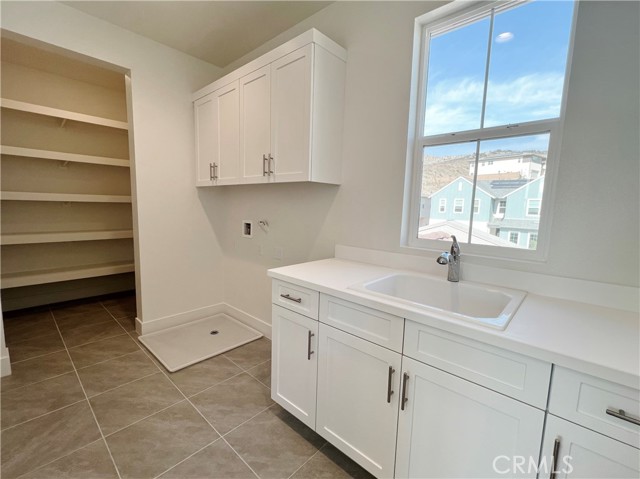 Detail Gallery Image 28 of 74 For 1552 Corte Botanicas, Chula Vista,  CA 91913 - 4 Beds | 3/1 Baths