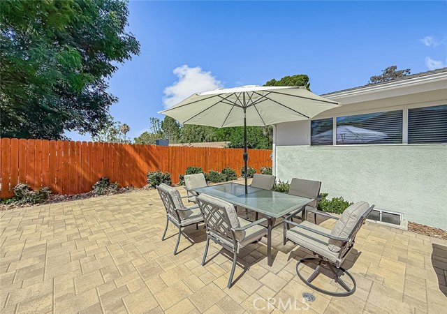 843 Encino Vista Drive, Thousand Oaks CA: https://media.crmls.org/medias/abc1815a-387e-4b8a-badc-bcc4ea43afcd.jpg