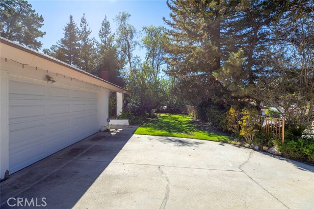 3600 Shannon Way photo 4