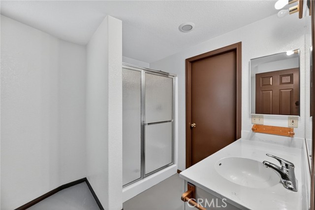 Detail Gallery Image 50 of 65 For 29886 Bahia Dr, Canyon Lake,  CA 92587 - 3 Beds | 2 Baths