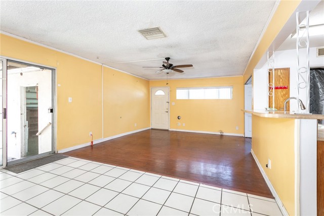 8465 Hazeltine photo 9