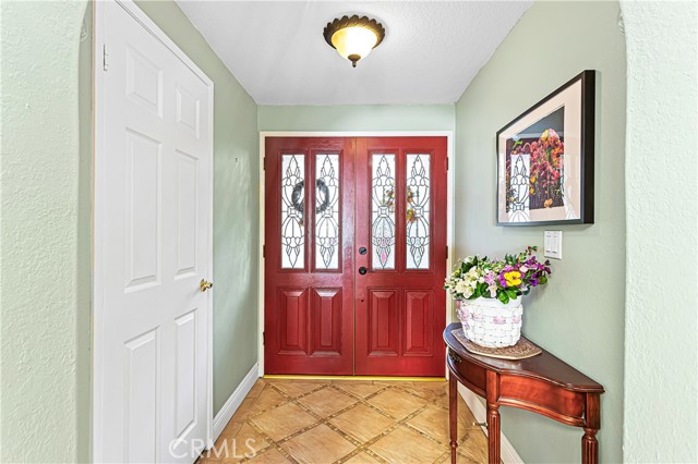 Detail Gallery Image 7 of 57 For 5101 Chateau, Irvine,  CA 92604 - 4 Beds | 3/1 Baths