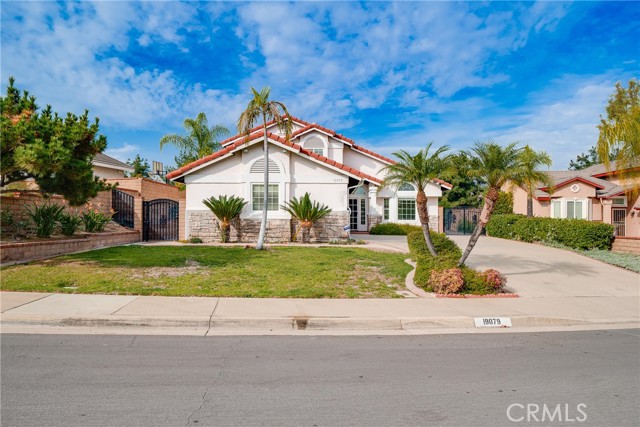 Detail Gallery Image 2 of 38 For 19079 Garnet Way, Walnut,  CA 91789 - 4 Beds | 3 Baths