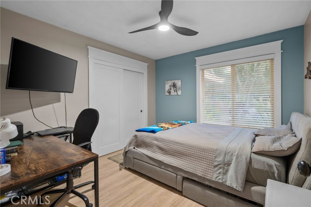 Image 28 of 51 For 8940 Running Gun