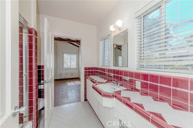 Detail Gallery Image 6 of 13 For 3917 Paige St, Los Angeles,  CA 90031 - 2 Beds | 1 Baths