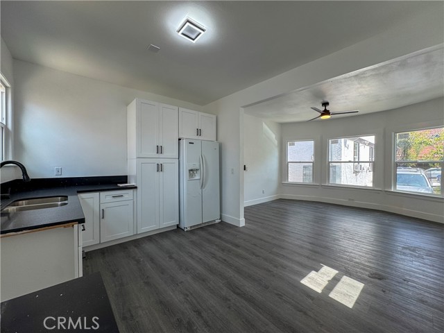 515 S Coronado Street, Los Angeles CA: https://media.crmls.org/medias/abc69056-af0f-40ce-aee0-5cbd90074a83.jpg