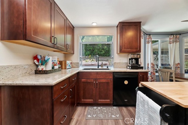 Detail Gallery Image 17 of 45 For 3079 Mojave Ct, Highland,  CA 92346 - 4 Beds | 3 Baths