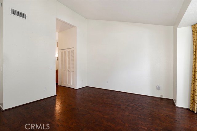 30452 Passageway Place, Agoura Hills CA: https://media.crmls.org/medias/abc85fa5-19ee-4e25-bf82-fad926ff0444.jpg