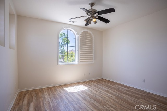 23857 Rio Rancho Way, Valencia CA: https://media.crmls.org/medias/abc8b684-545f-4bf3-8c4a-ddfb7173a5b2.jpg