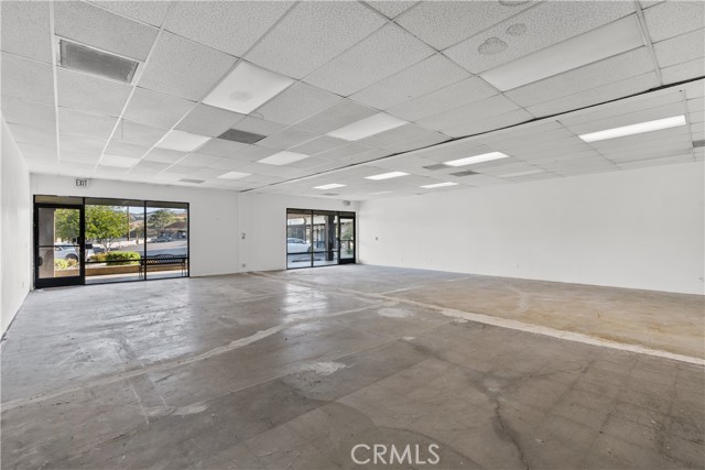 28200 Bouquet Canyon Rd, Saugus (santa Clarita), California 91350, ,Commercial Lease,For Rent,28200 Bouquet Canyon Rd,CRSR25009283