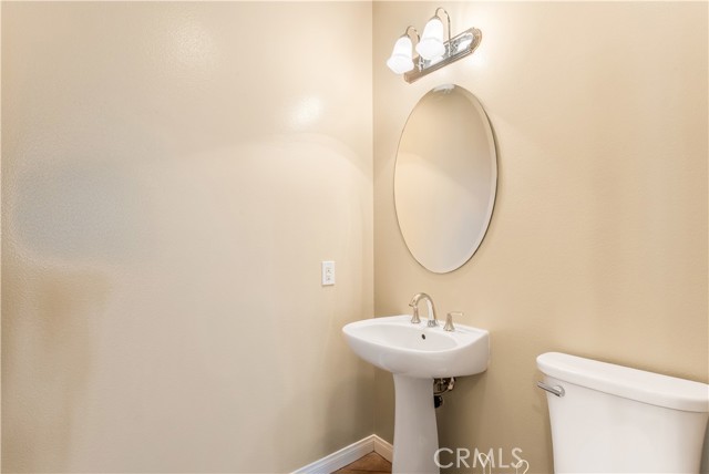Detail Gallery Image 16 of 50 For 35975 Murano St, Murrieta,  CA 92562 - 3 Beds | 3/1 Baths