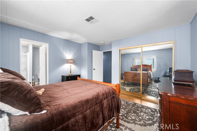 1400 S Sunkist Street, Anaheim CA: https://media.crmls.org/medias/abc996fb-4b6c-4c7d-853a-35a72cae853d.jpg