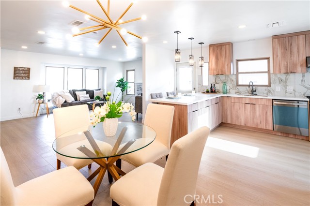 Detail Gallery Image 9 of 38 For 9821 S 8th Ave, Inglewood,  CA 90305 - 3 Beds | 2 Baths