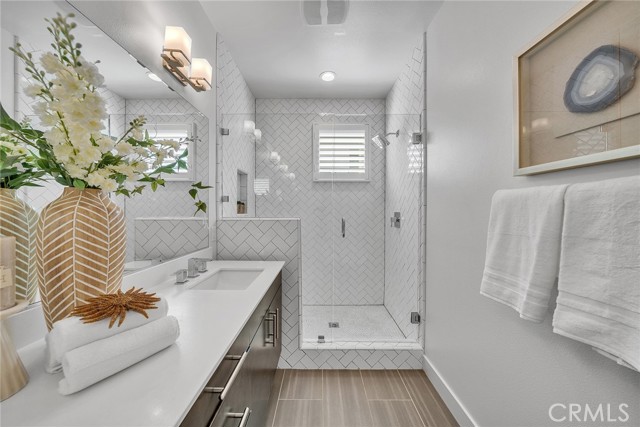 Detail Gallery Image 31 of 59 For 687 Doheny, Costa Mesa,  CA 92627 - 2 Beds | 2/2 Baths