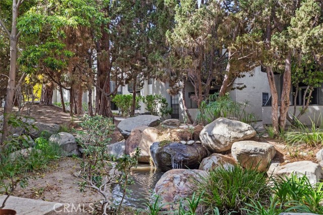 Detail Gallery Image 24 of 32 For 2510 W Macarthur Bld #M,  Santa Ana,  CA 92704 - 2 Beds | 2 Baths