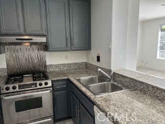 Detail Gallery Image 8 of 21 For 124 Night Heron Ln, Aliso Viejo,  CA 92656 - 2 Beds | 2/1 Baths