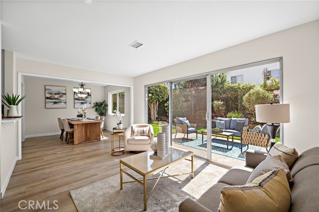 Detail Gallery Image 14 of 42 For 10830 La Terraza Avenue, Fountain Valley,  CA 92708 - 5 Beds | 2 Baths