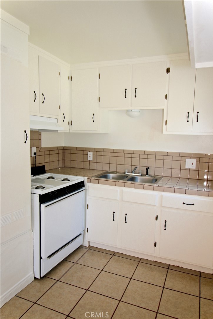 MLS #SR25271169 image #2