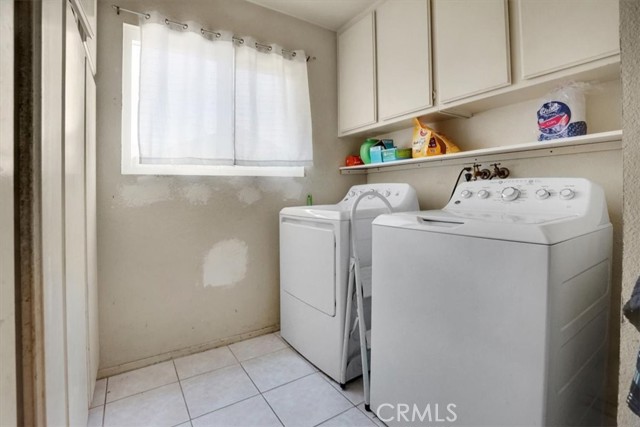 1991 Wren Avenue, Corona CA: https://media.crmls.org/medias/abcd423a-1466-432a-9844-e5303f089cf4.jpg