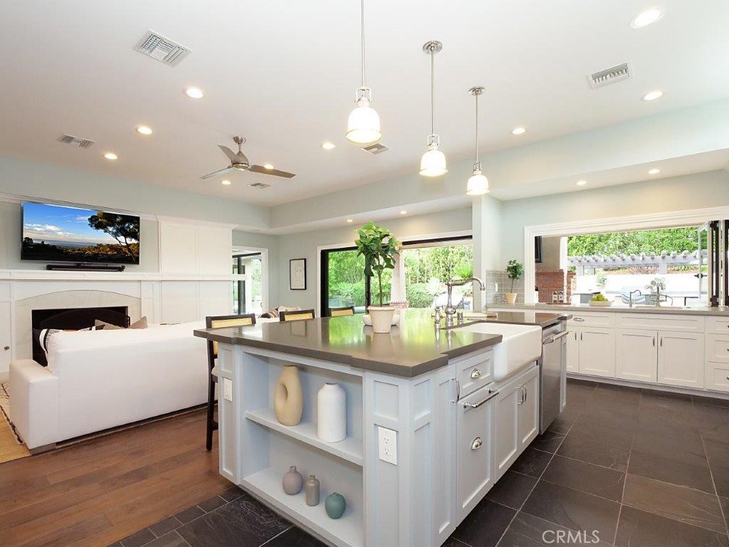 26 Clear Vista Drive