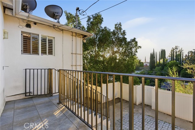 Detail Gallery Image 25 of 36 For 760 Luton, Glendale,  CA 91206 - 3 Beds | 2 Baths