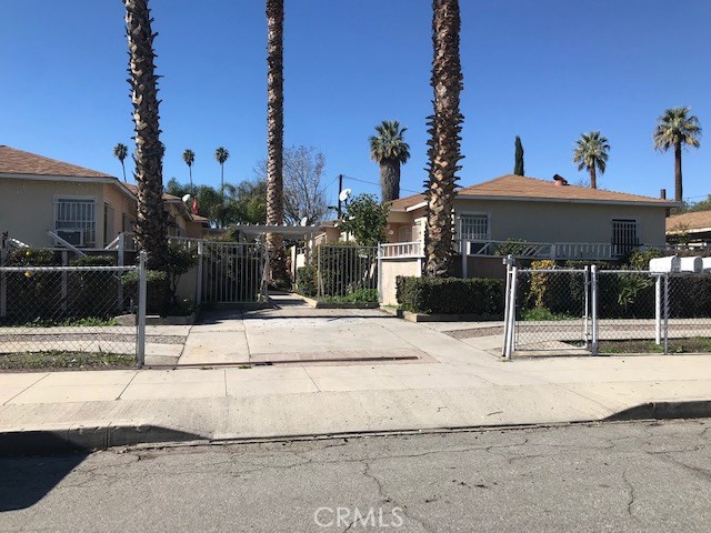 352 S Eureka Ave, San Bernardino, CA 92410